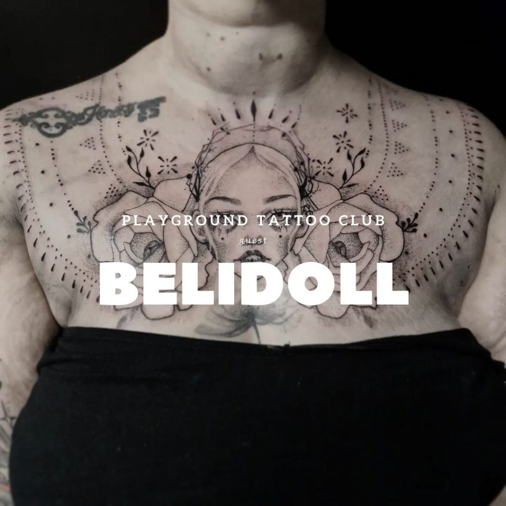 photos d'un tatouage illustrant une tête de femme sur une poitrine de femme