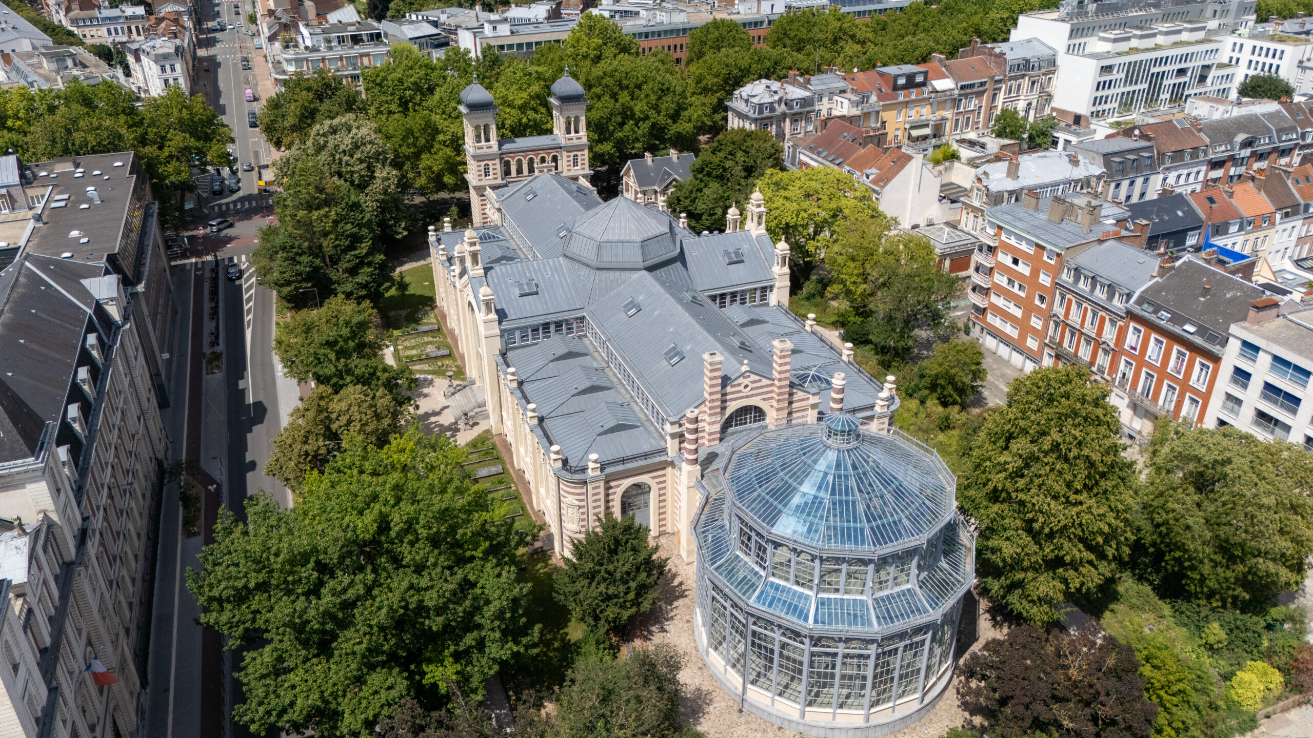 Le Palais Rameau – JUNIA et sa rotonde vus du ciel à Lille